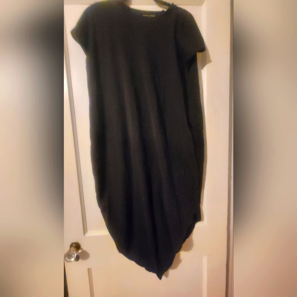 Universal Standard Black Geneva dress S